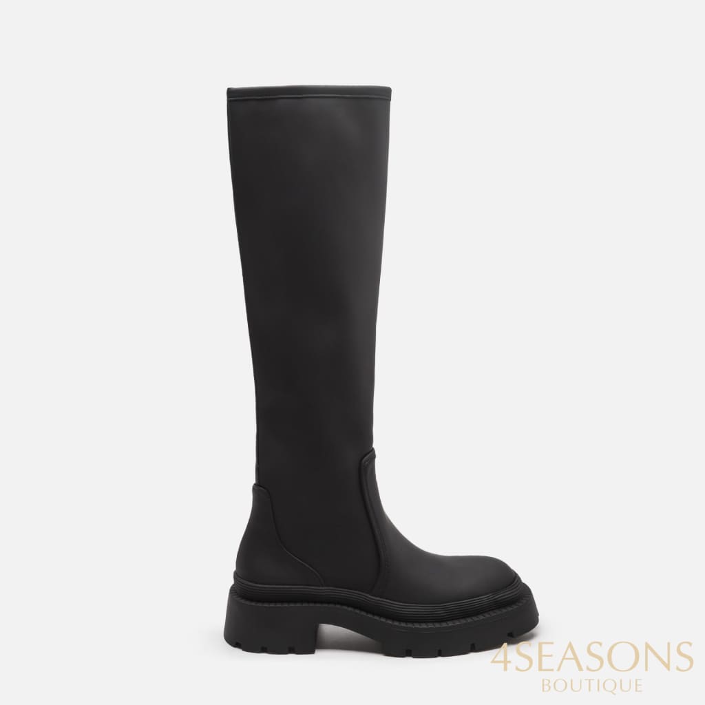 Bota Astik Preto / 34