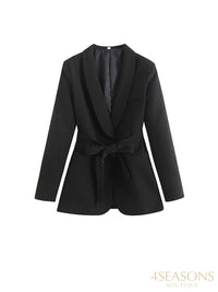 Schwarzer Blazer