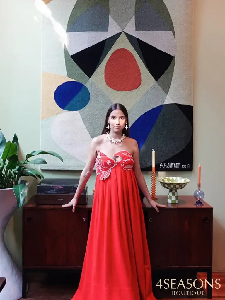 Summer 2024 New Fashion Chic Sleeveless Red Fish Shaped Bra Sling Long Dress Backless Loose Pleated